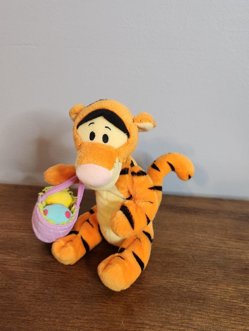 Fisher Price 2002 Mattel Disney Spring Tigger Easter 7in Plush